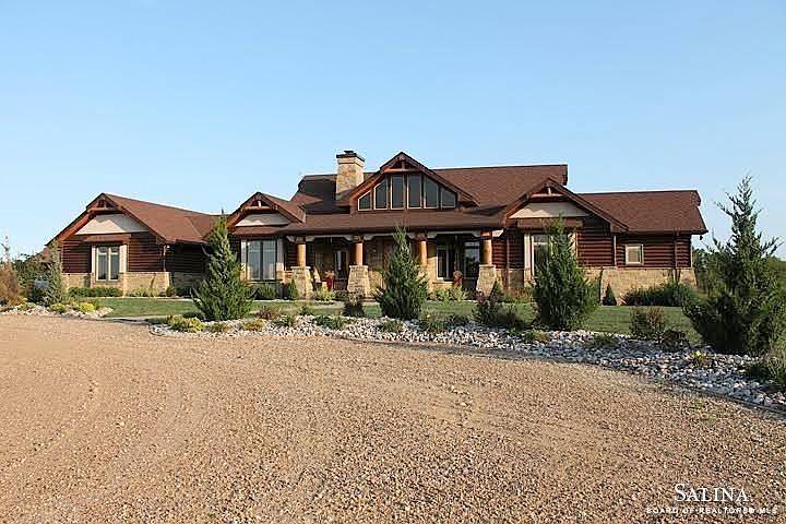 1st image of 3180 Quail Creek Pl