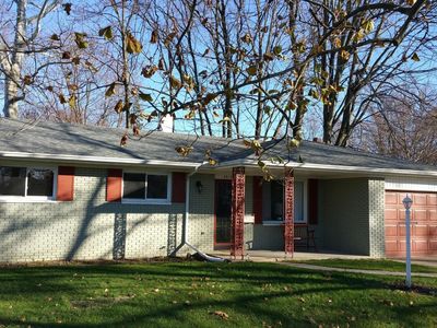 2913 Quincy Ln, Lansing, MI, 48910
