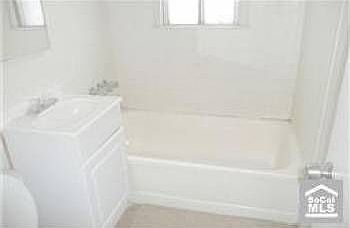 4th image of 3600 W 106th St