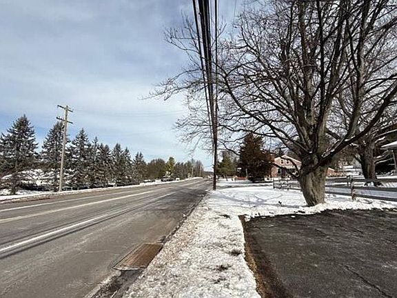 4th image of 431 Dresher Rd