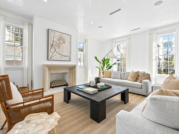 4th image of 71 Whitten Way