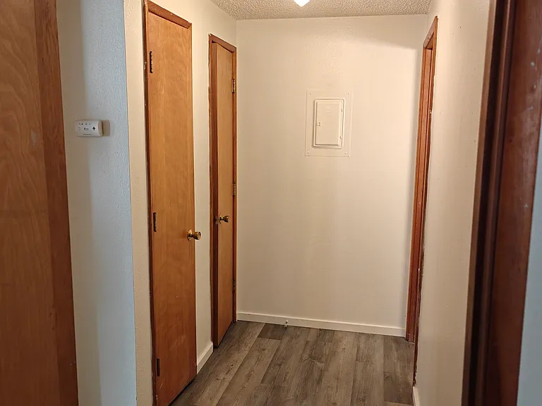 Hallway with 2 closets