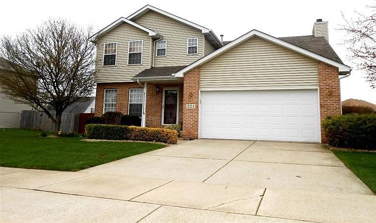 1st image of 221 Pheasant Run Dr