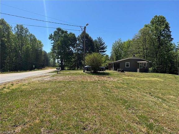 2nd image of 1460 Byrd Ridge Rd