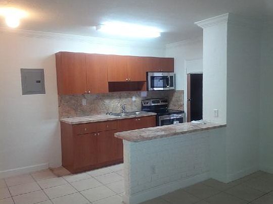 2nd image of 890 NW 45th Ave APT 25