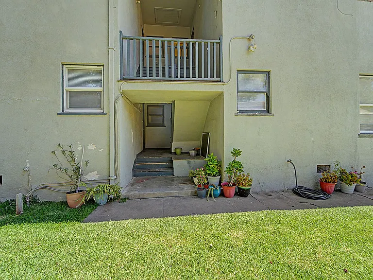 1024 D St #1-4 — Photo 14