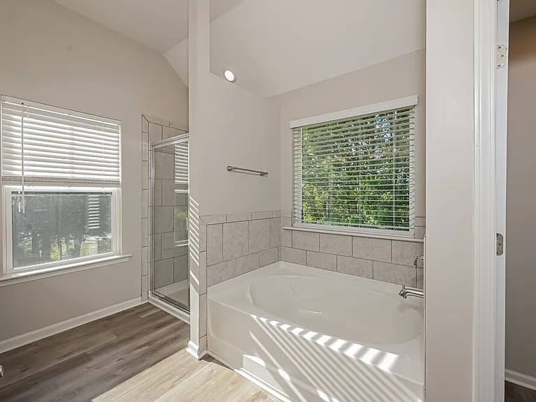 6755 Hill Rock Ln — Photo 12
