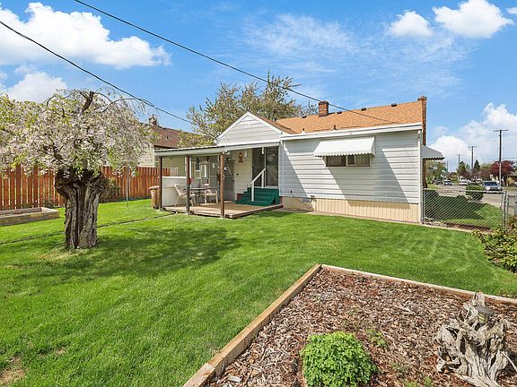 5th image of 3528 E 29th Ave
