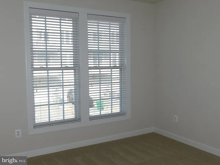 937 Hidden Marsh St — Photo 17