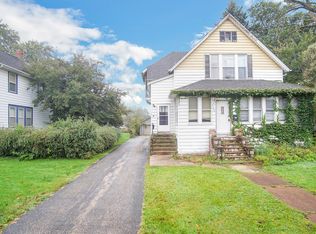 1103 North Ave, Waukegan, IL 60085