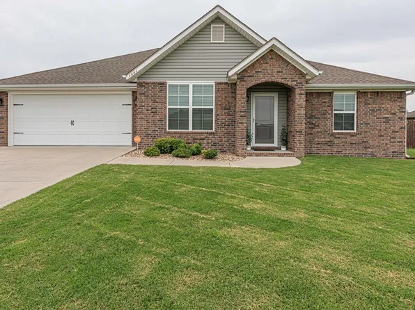 1661 Affirmed Ln, Prairie Grove, AR 72753