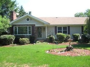 345 Highland Ave, Dartmouth, MA 02747