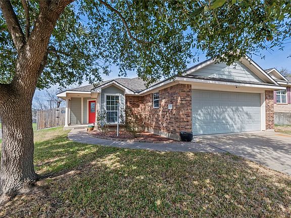 2nd image of 501 Riggs St