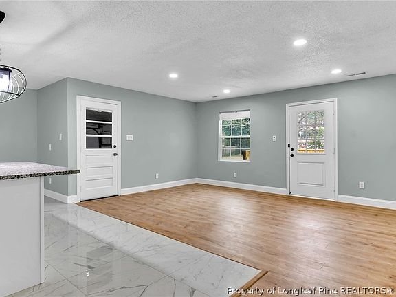 3rd image of 144 Bremer St