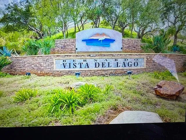 2 bed, 1140 sqft, $3,400 — Photo 3