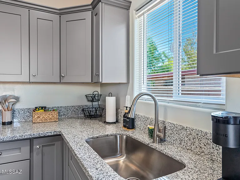 1424 N Richey Blvd #1 — Photo 9