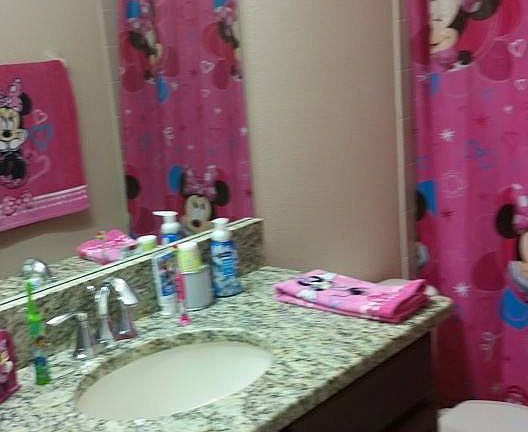 2nd image of 18315 Scunthorpe Ln