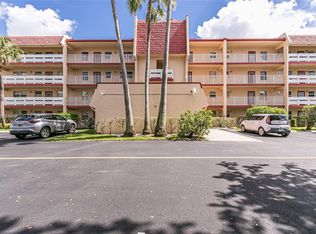 1050 Country Club Dr APT 301, Margate, FL 33063
