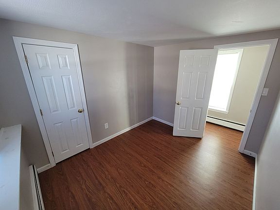 5th image of 25-27.5 Ferry St #27
