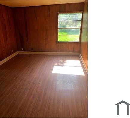 3rd image of 1413 Greenwood Ave