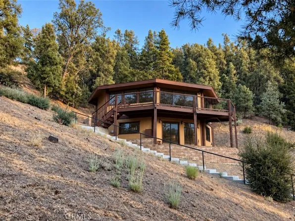 2104 Ironwood Dr, Pine Mountain Club, CA 93222
