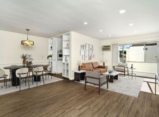 220 S Gale Dr APT 9, Beverly Hills, CA 90211