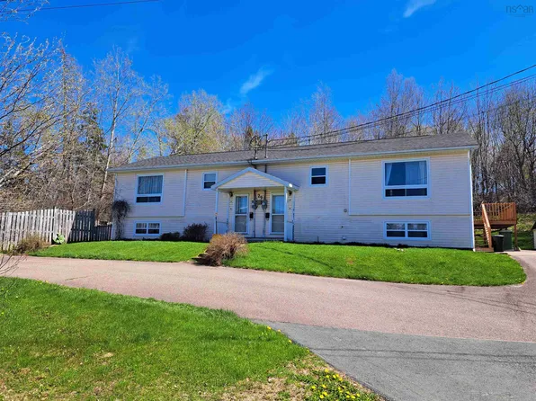 29 Schirra Close #A, Truro, NS B2N 5X8