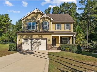 138 Valley Brook Ln, Spring Lake, NC 28390
