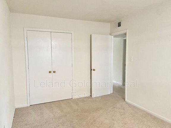 5th image of 1307 Cypress Ave APT 104