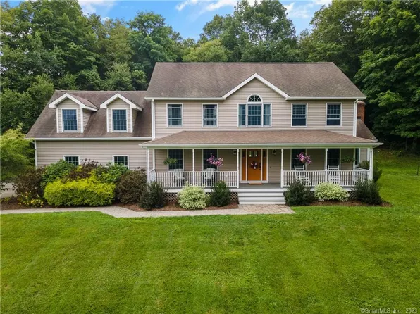 6 Eagle Drive, New Milford, CT 06776