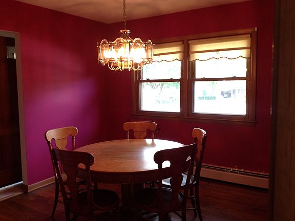 Formal dining room