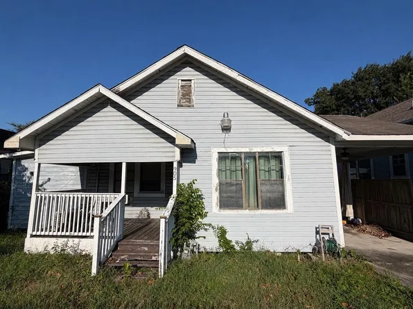 905 Walton St, Houston, TX 77009
