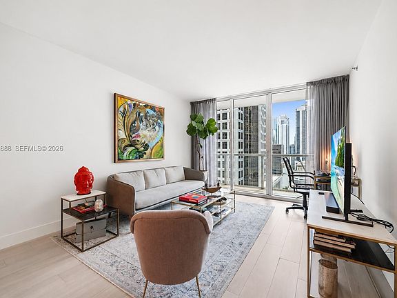 3rd image of 55 SE 6th St APT 1908