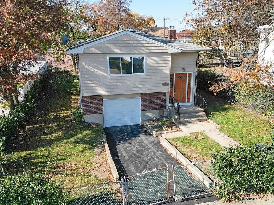 1st image of 207 Hopper Street