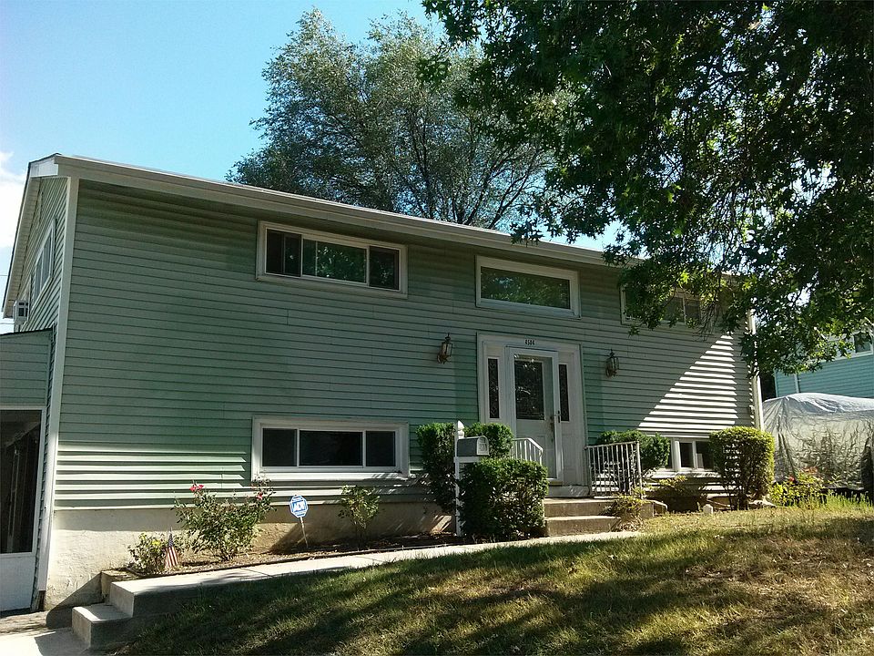 1st image of 4504 Roslyn Dr