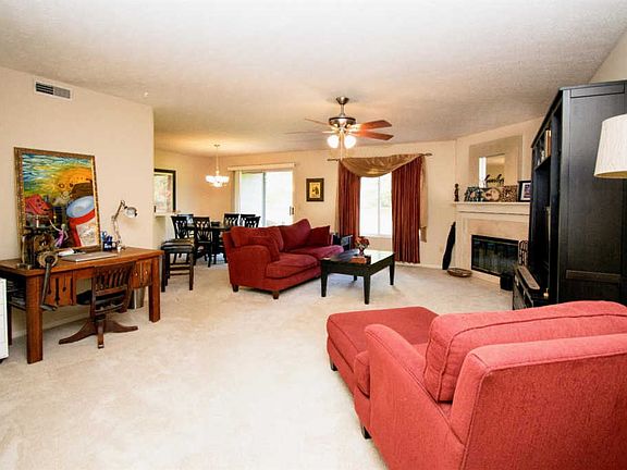 5th image of 7437-203 Waterford Dr