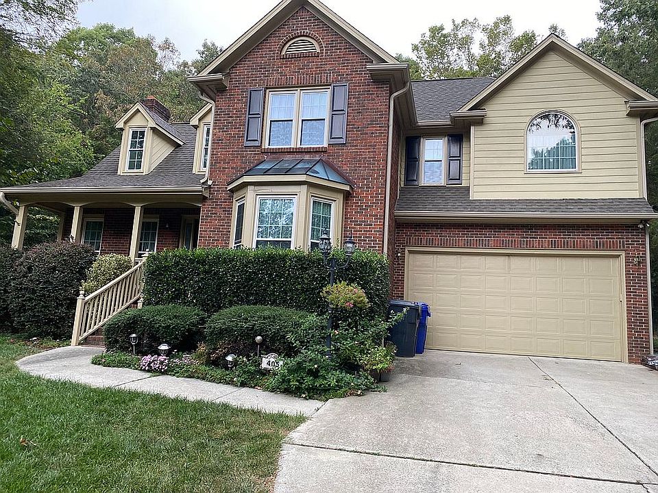 1st image of 405 Lafayette Dr