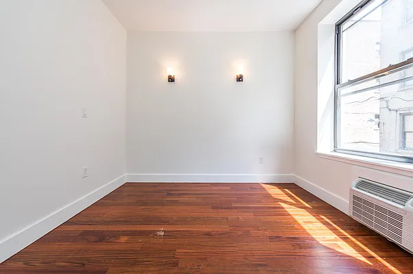 Rented by Nooklyn NYC LLC | media 47