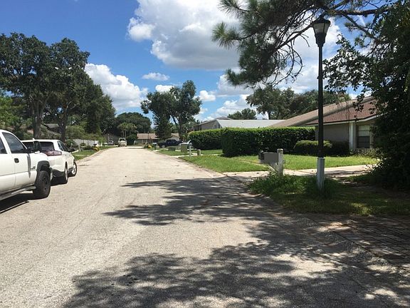 5th image of 11312 Laurel Crest Ln