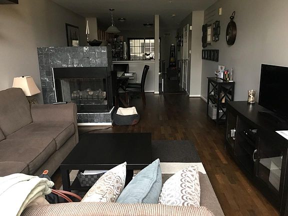 Family room to kitchen