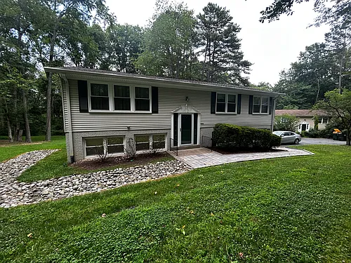 10806 Oldfield Dr Photo 1