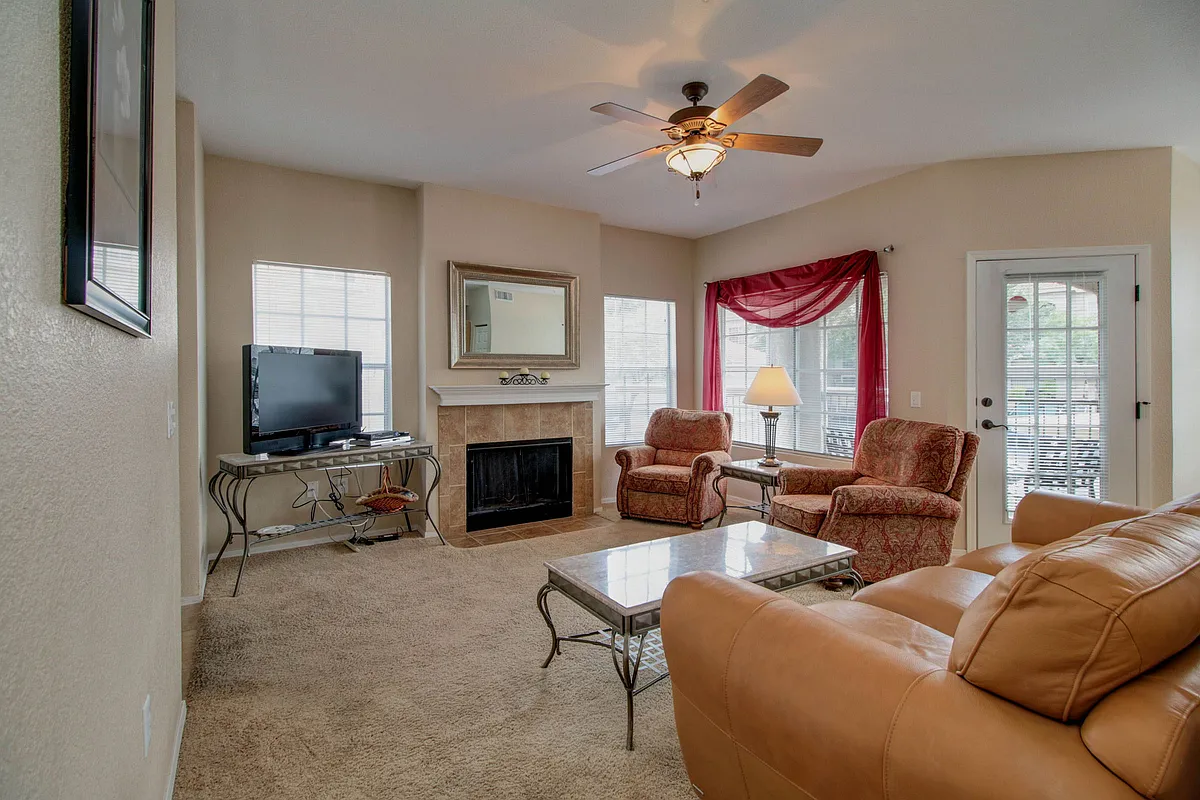 Building Photo - 1500 E Pusch Wilderness Dr #10205