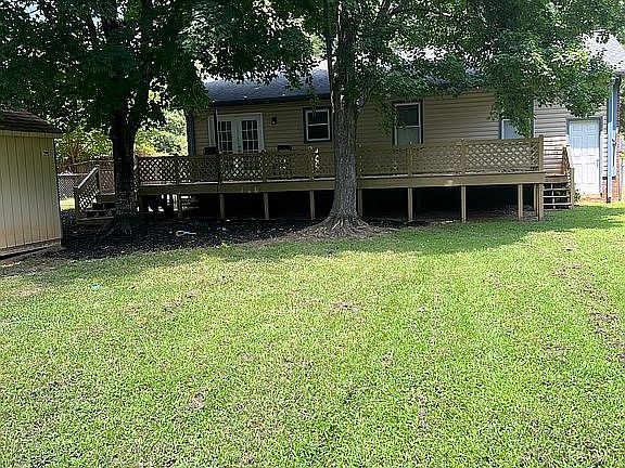 Garden? Parking, Shade?