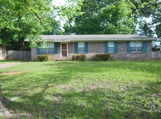 205 Dale Dr, Troy, AL 36079