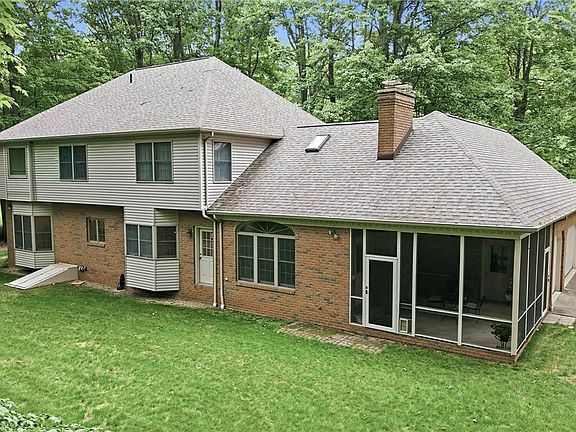 5th image of 1881 Quaker Ln