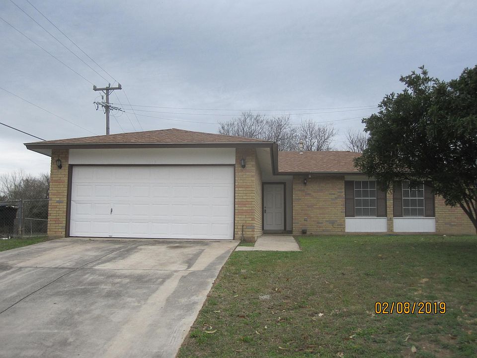1st image of 3219 Meadow Dr