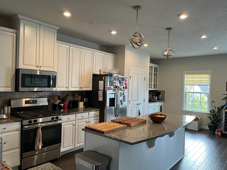 113 Cole Dr — Photo 4