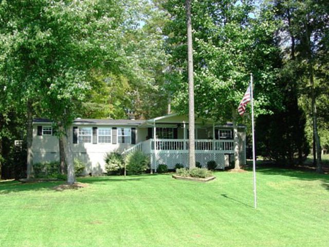 1st image of 716 Foxglove Dr