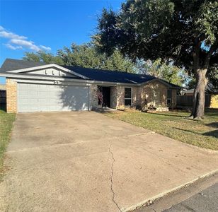 5612 Stone Dr, North Richland Hills, TX, 76180