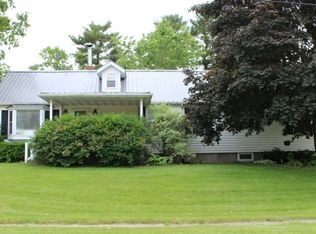 11 Market St, Delhi, IA 52223